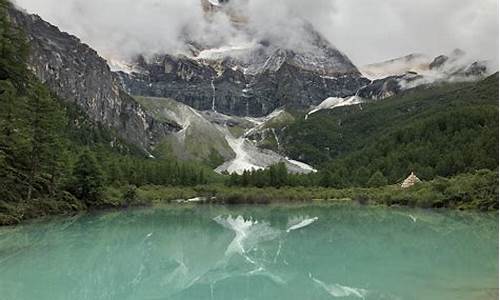 甘孜旅游_甘孜旅游必去十大景点