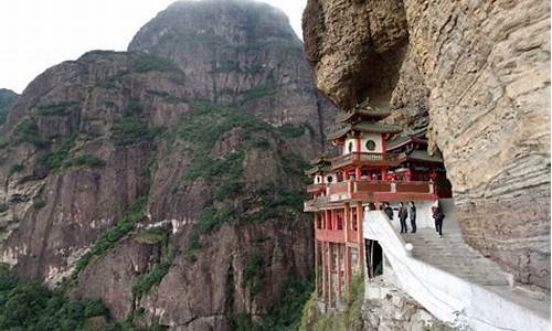 灵通岩风景区_漳州平和灵通岩风景区